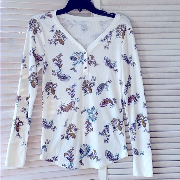 CREAM FLORAL BLOUSE SIZE -M 8-10 - Picture 1 of 4